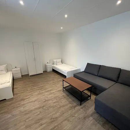 Homesnrw - Zentral , Parkplatz , Familien דירה ברגיש גלאדבך