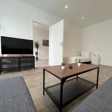 Apartamento Homesnrw - Zentral , Parkplatz , Familien