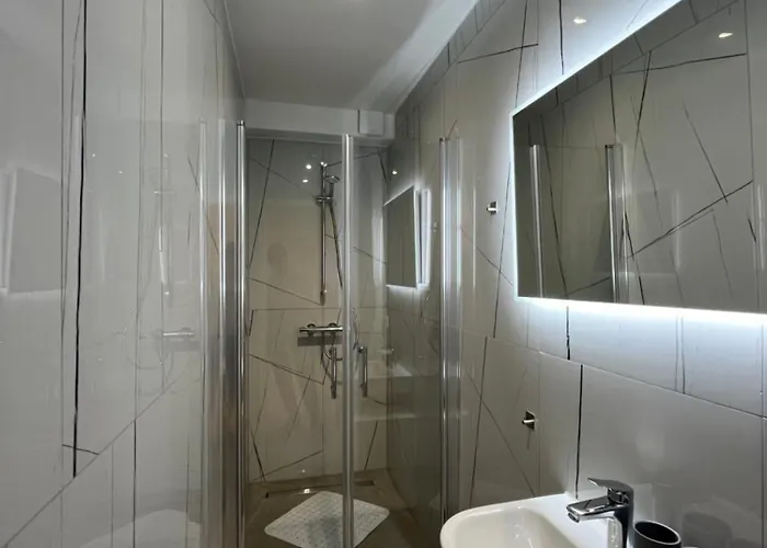 Homesnrw - Zentral , Parkplatz , Familien