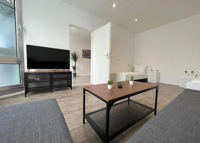 Appartement Homesnrw - Zentral , Parkplatz , Familien